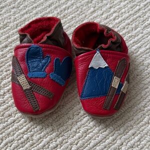 Cozy Red Kids Slippers with Ski Design